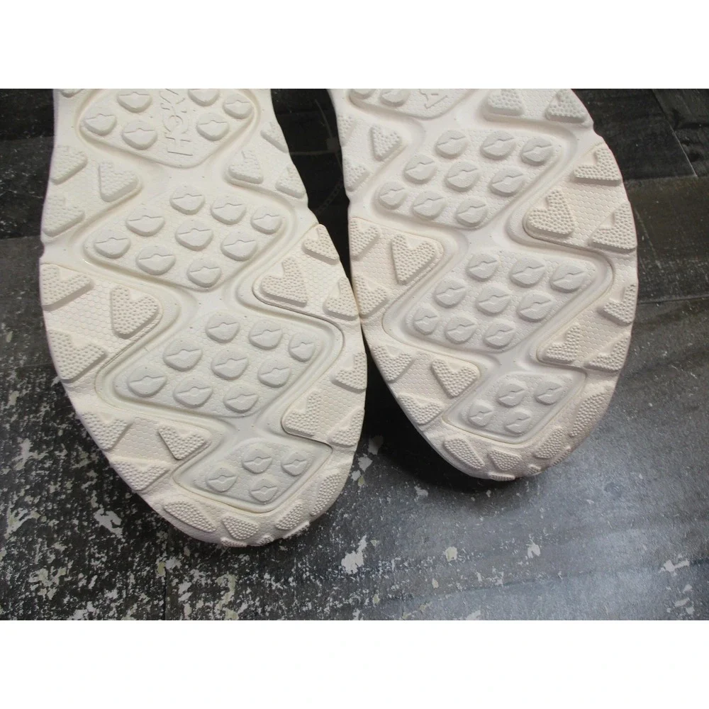 Hoka One One Ora Primo Shoes Mens Size 9.5 White Cream Puffer Fleece Lined